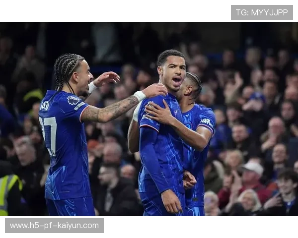 帕尔默：我享受在切尔西踢球的每一刻，帕尔默足球