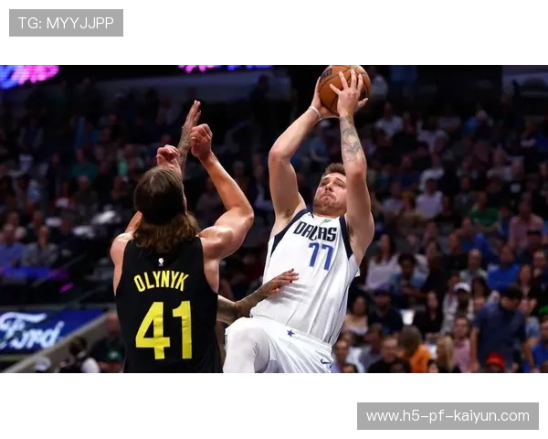 东契奇中投再中，独行侠将比赛拖入最后一分钟